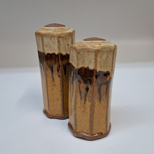 Click to view detail for #260226 Salt & Pepper Set $18